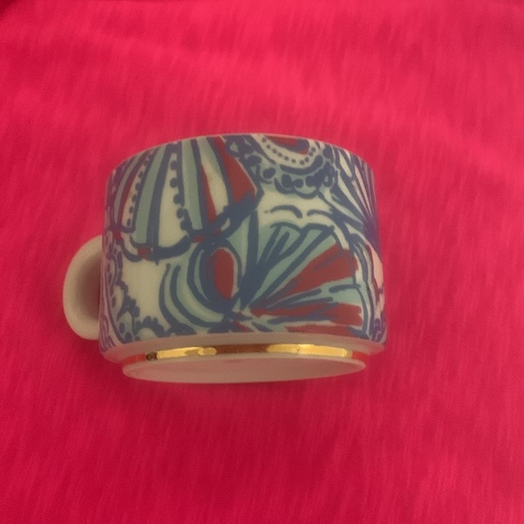 Lilly Pulitzer Mug - Picture 3 of 4